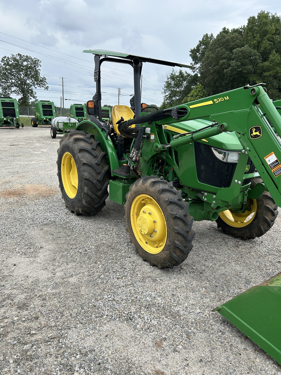 2018 John Deere 5065E Image 4