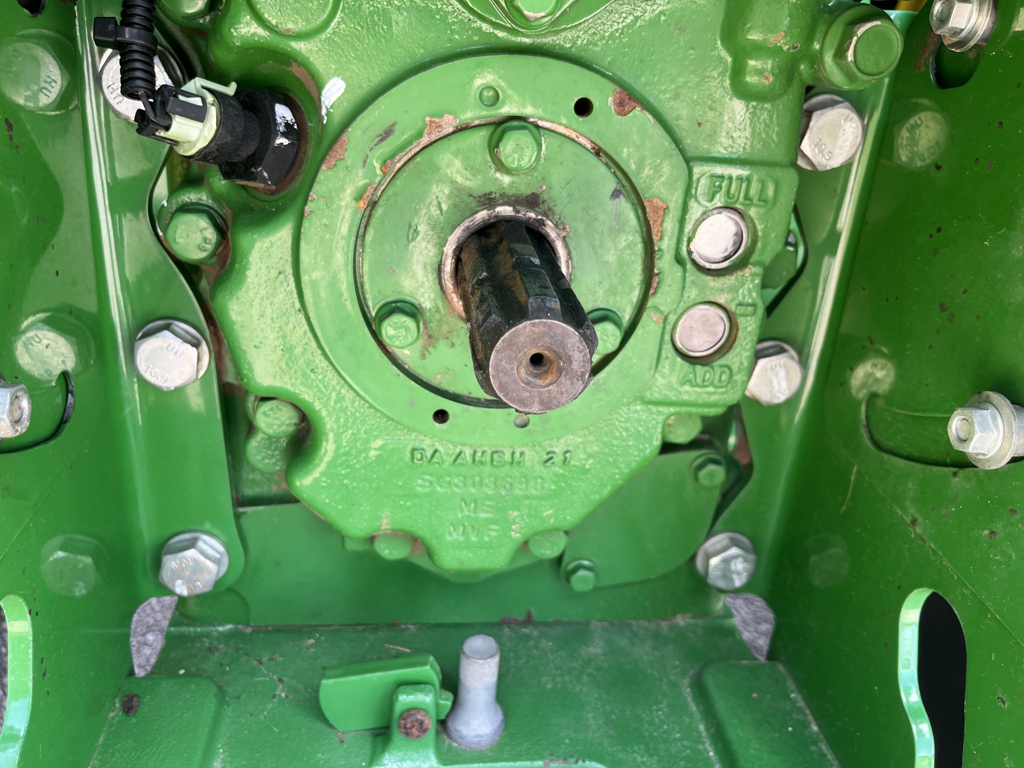 2015 John Deere 5100E Image 11