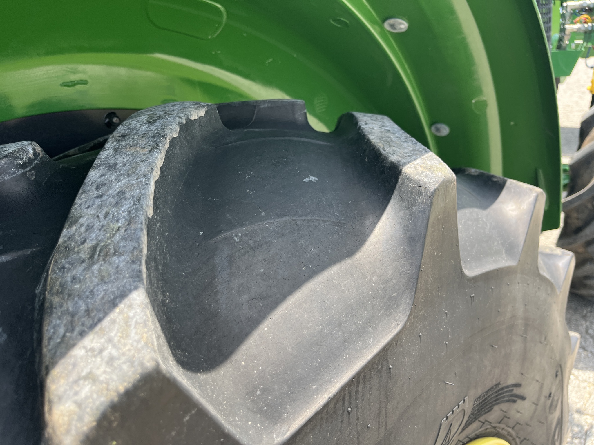 2015 John Deere 5100E Image 14