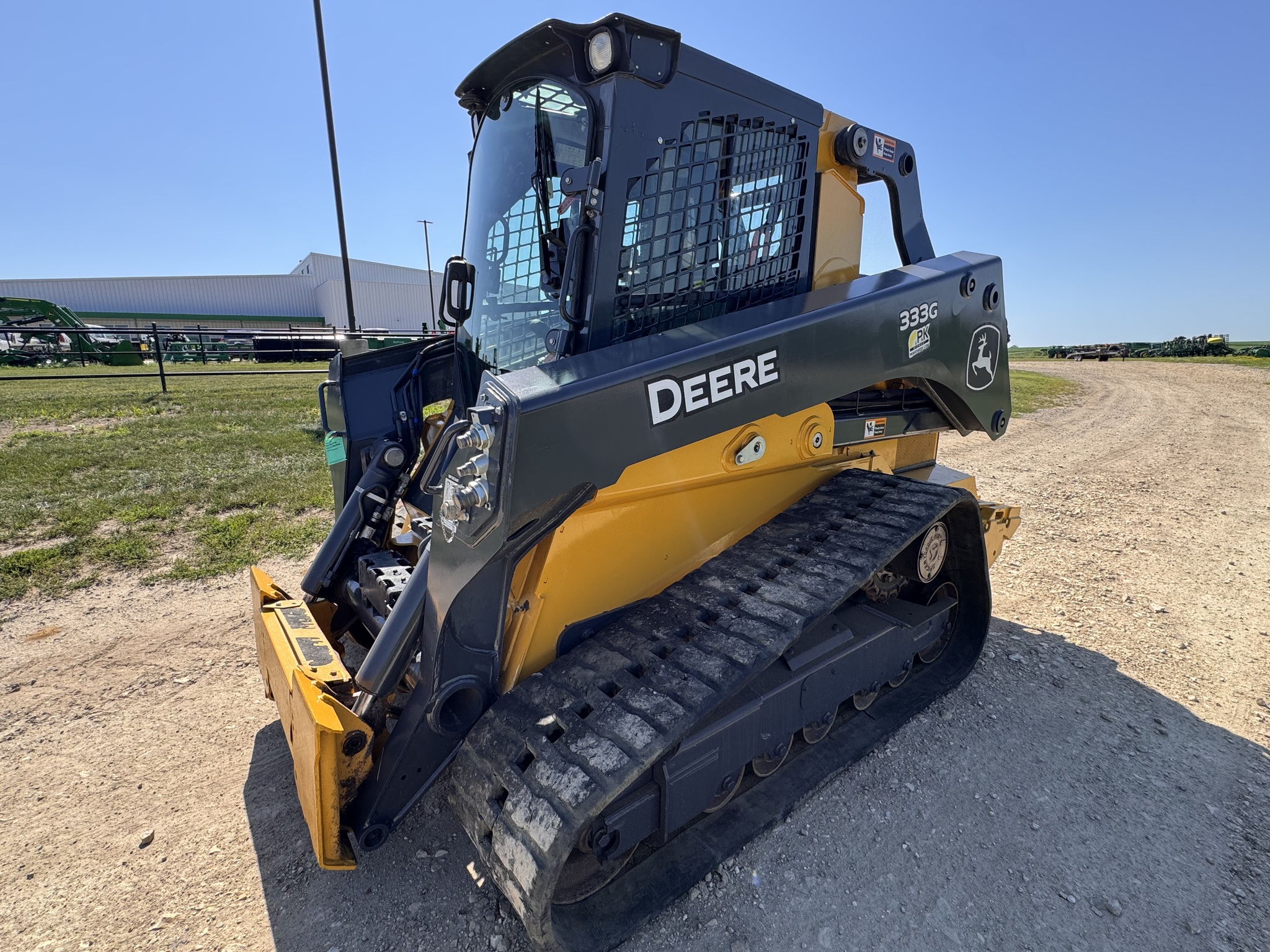 2023 John Deere 333G Image 1
