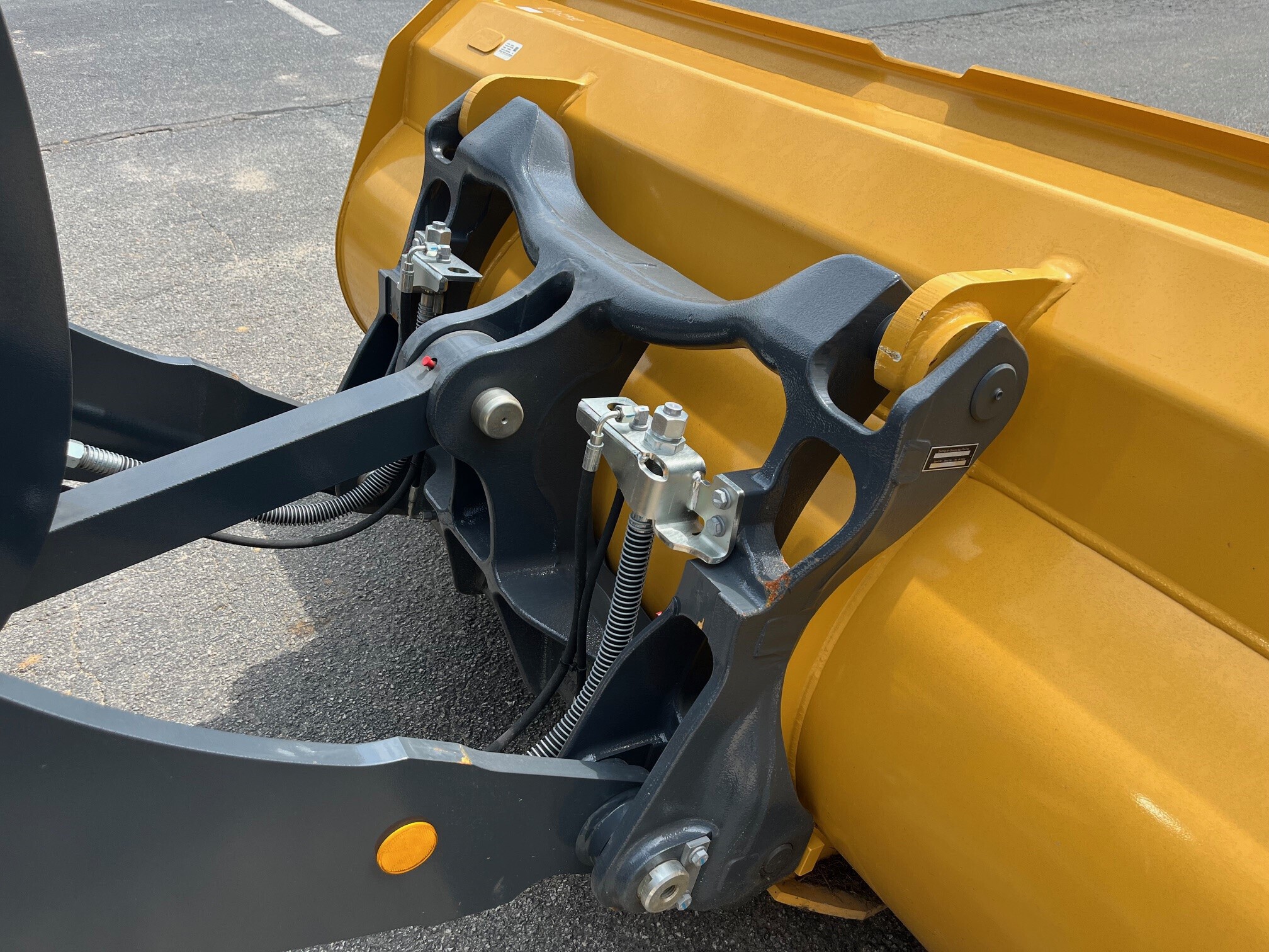 2025 John Deere 344 P Image 7
