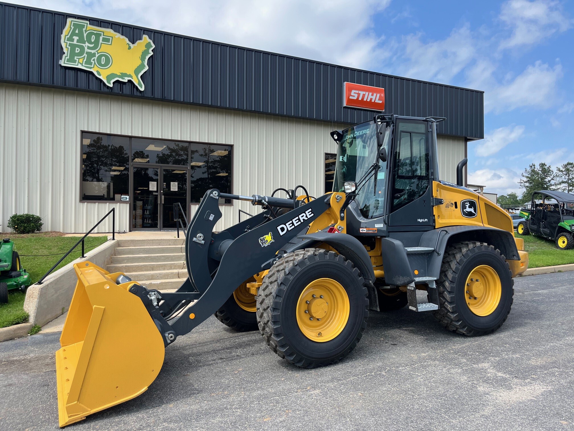 2025 John Deere 344 P Image 1