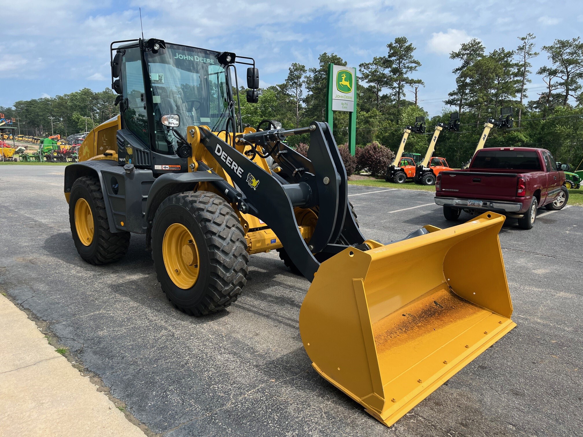2025 John Deere 344 P Image 3