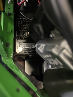 2020 John Deere XUV 590M Image 11