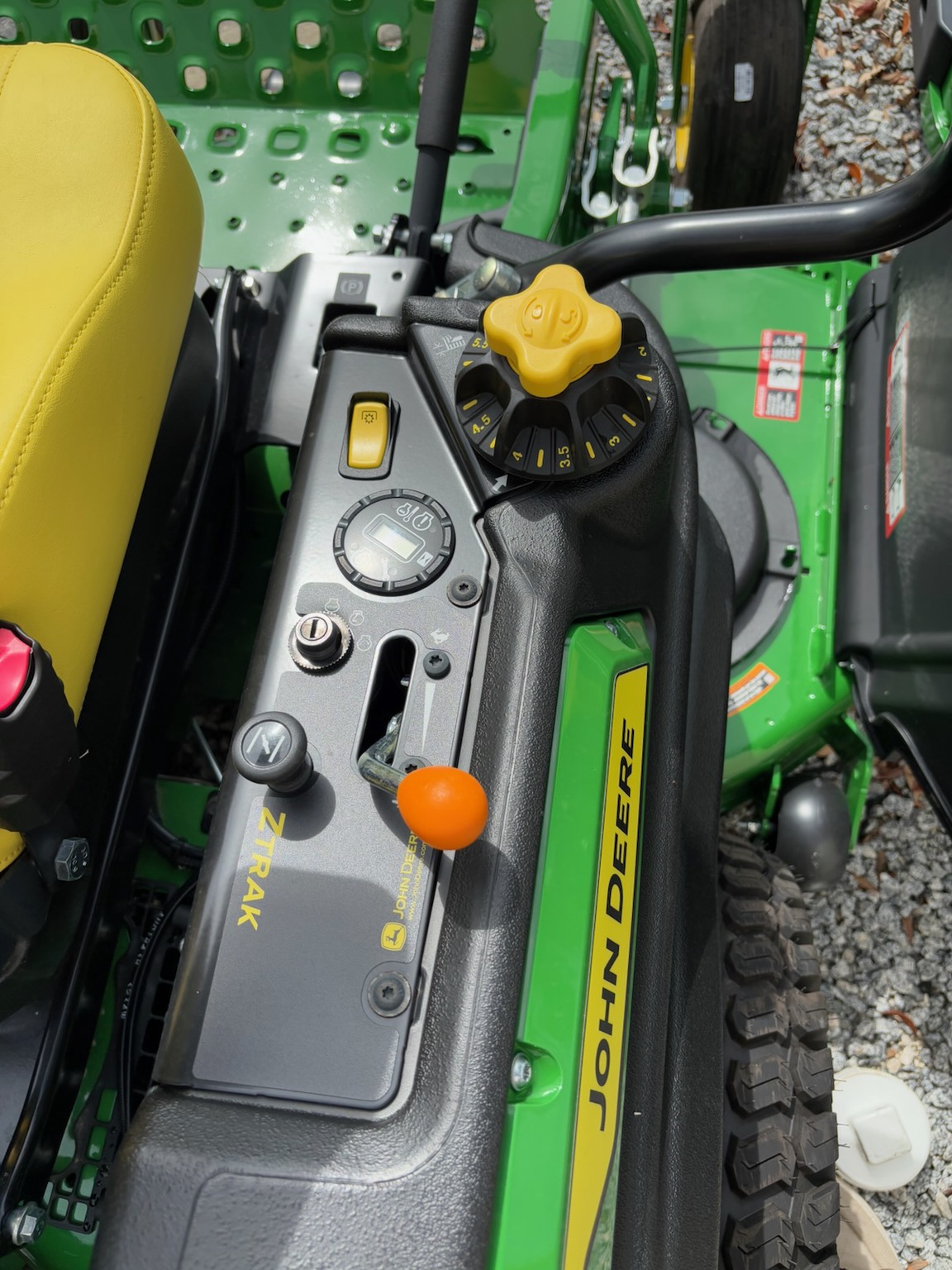 2025 John Deere JOHN DEERE 2025 BRAND NEW Z920 Image 7