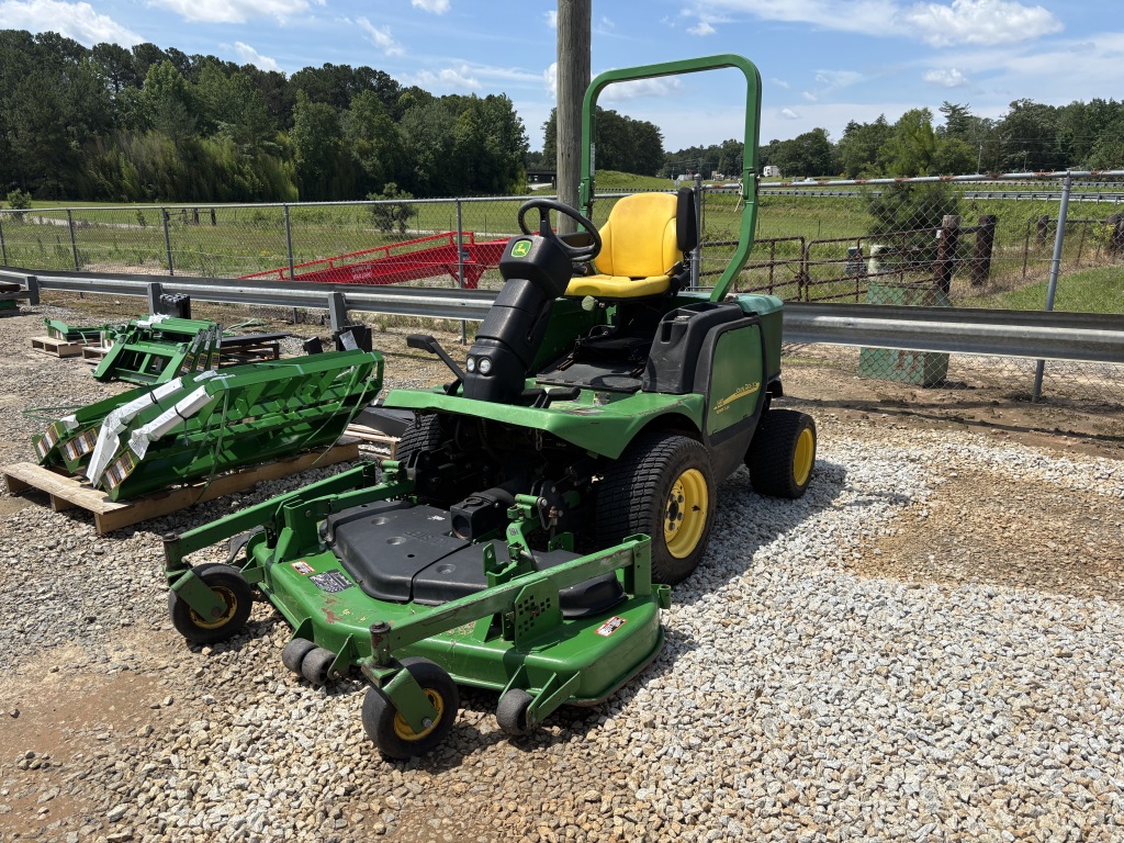 2011 John Deere 1445 Image 2