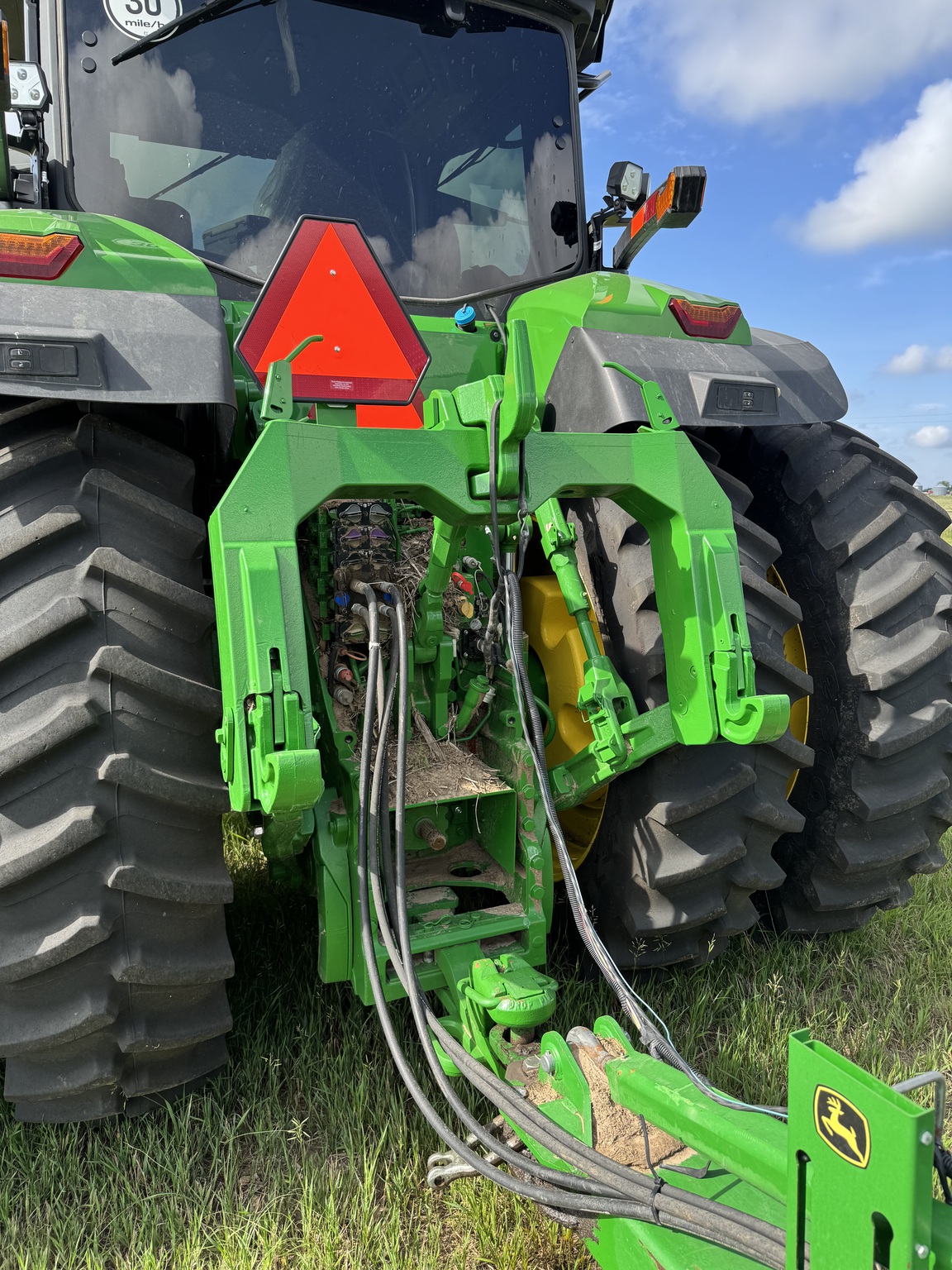 2024 John Deere 8R 370 Image 11