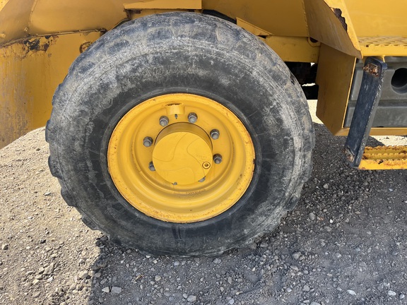 2018 John Deere 244K-II - Photo15