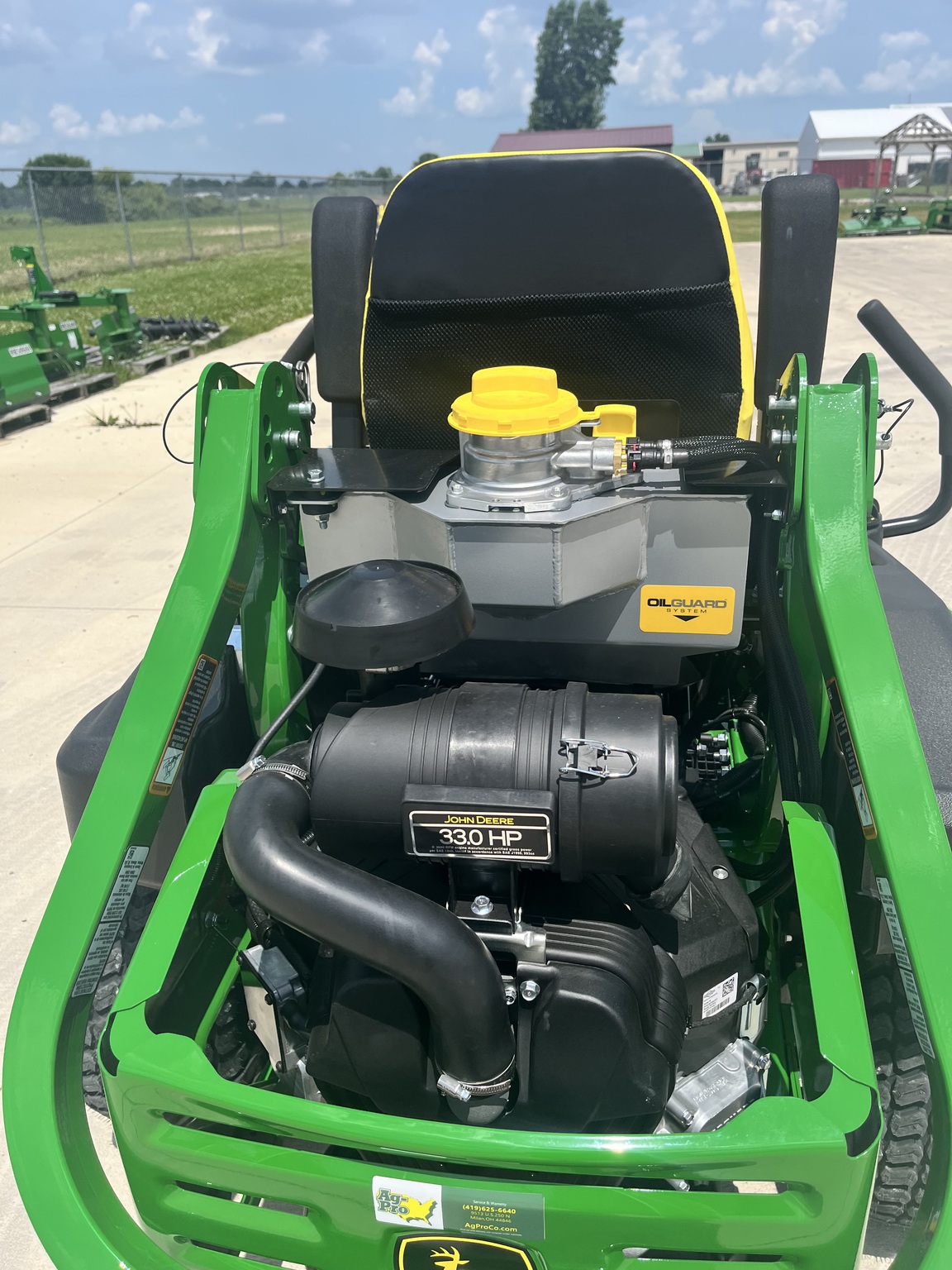 2025 John Deere Z965M Image 7