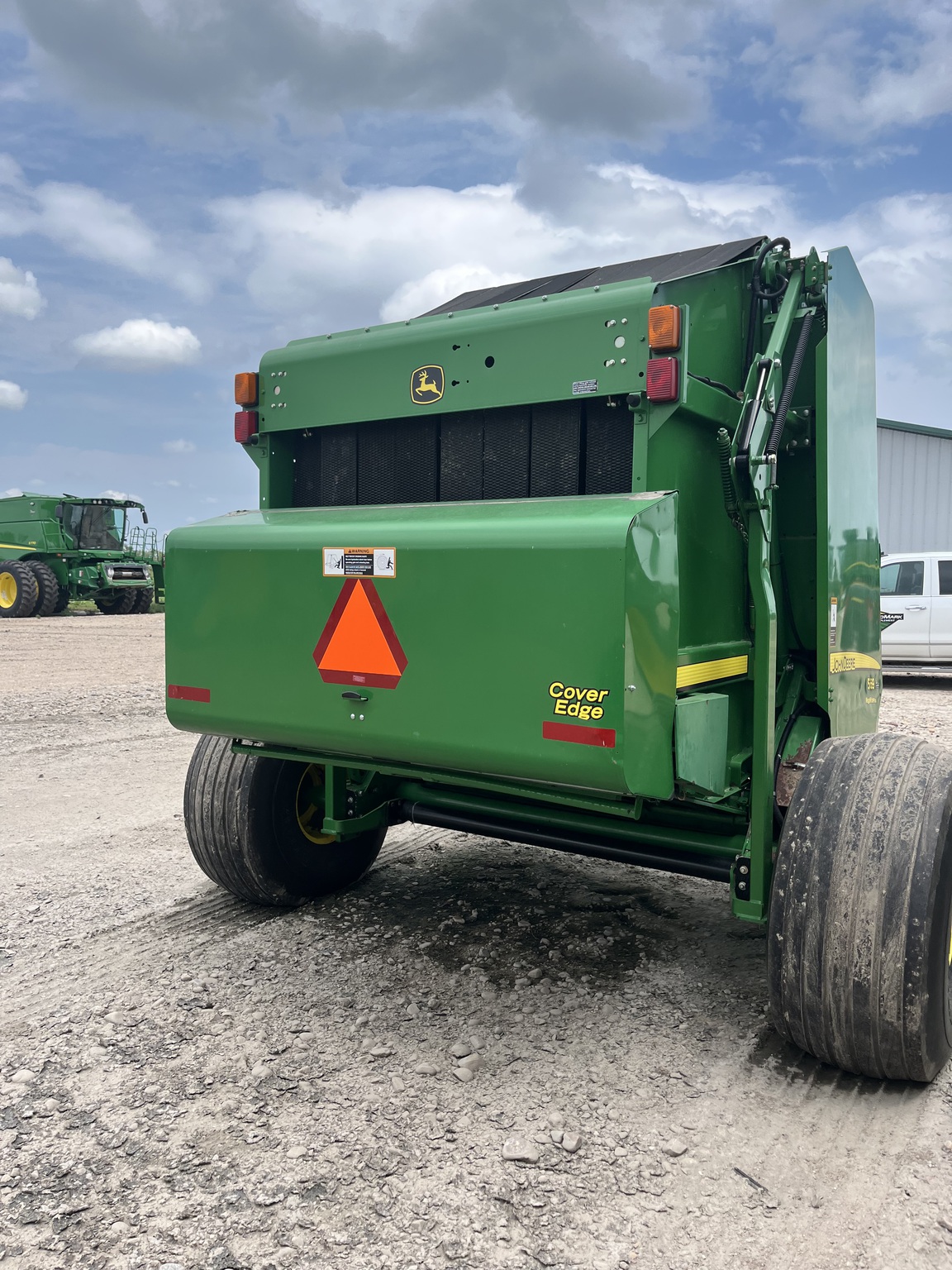 2014 John Deere 569 Image 5
