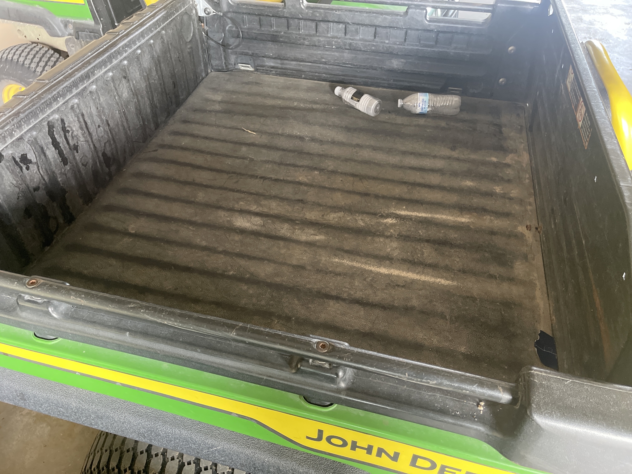 2021 John Deere Tx Turf Image 14