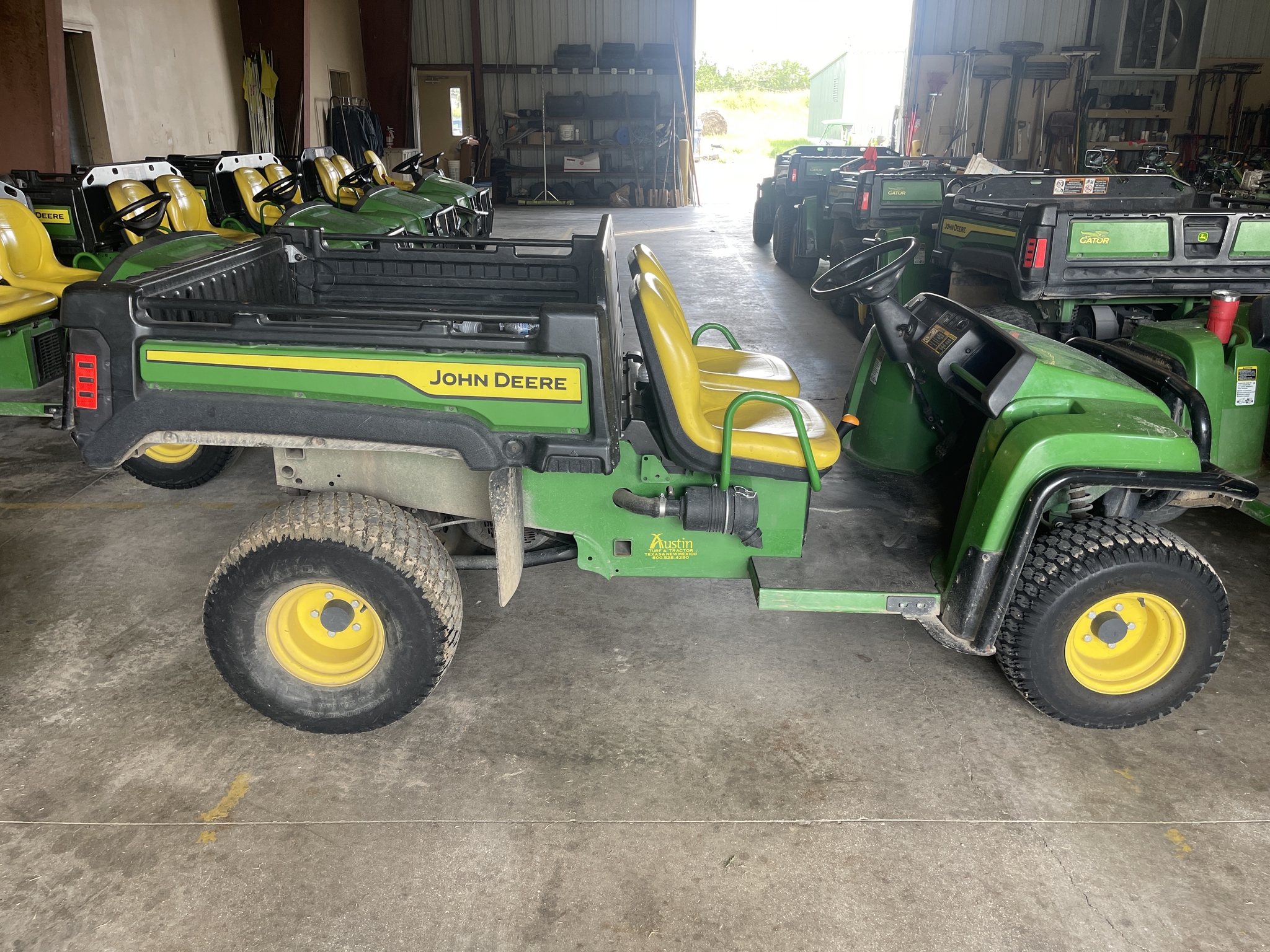 2021 John Deere Tx Turf Image 6