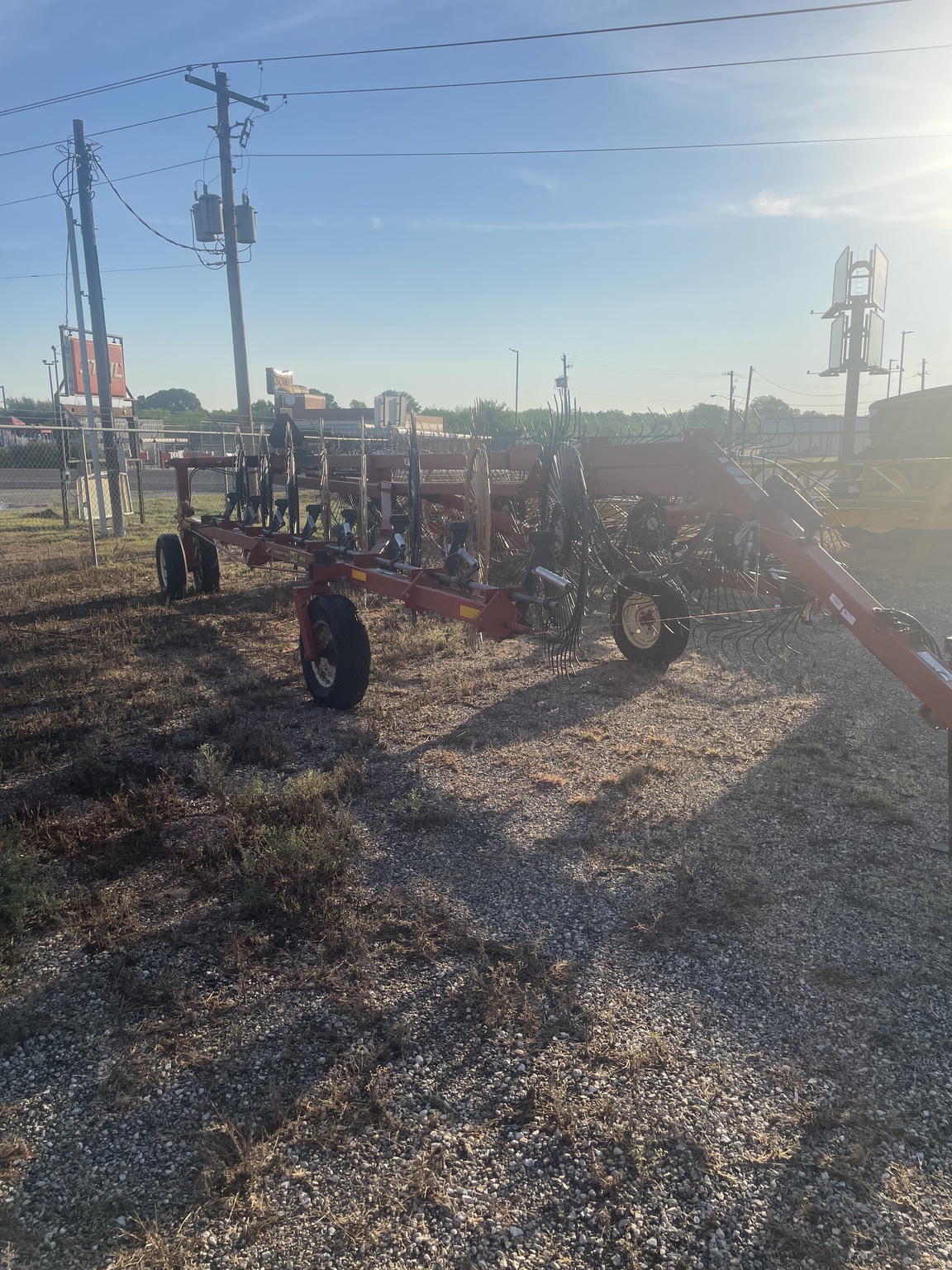 2019 H&S HC4114 Image 6