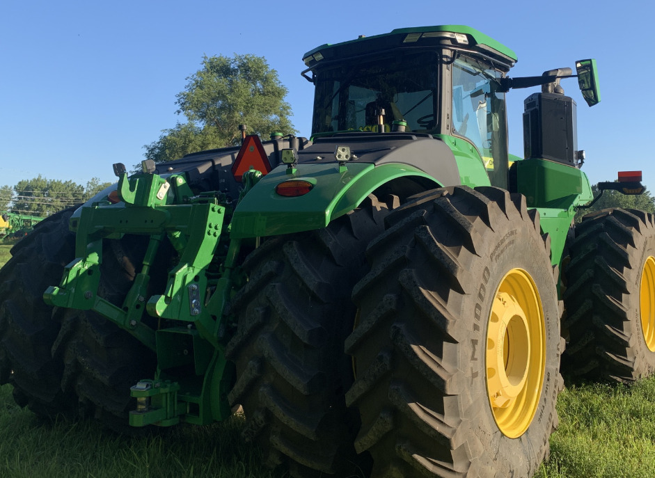 2024 John Deere 9R 640 Image 2