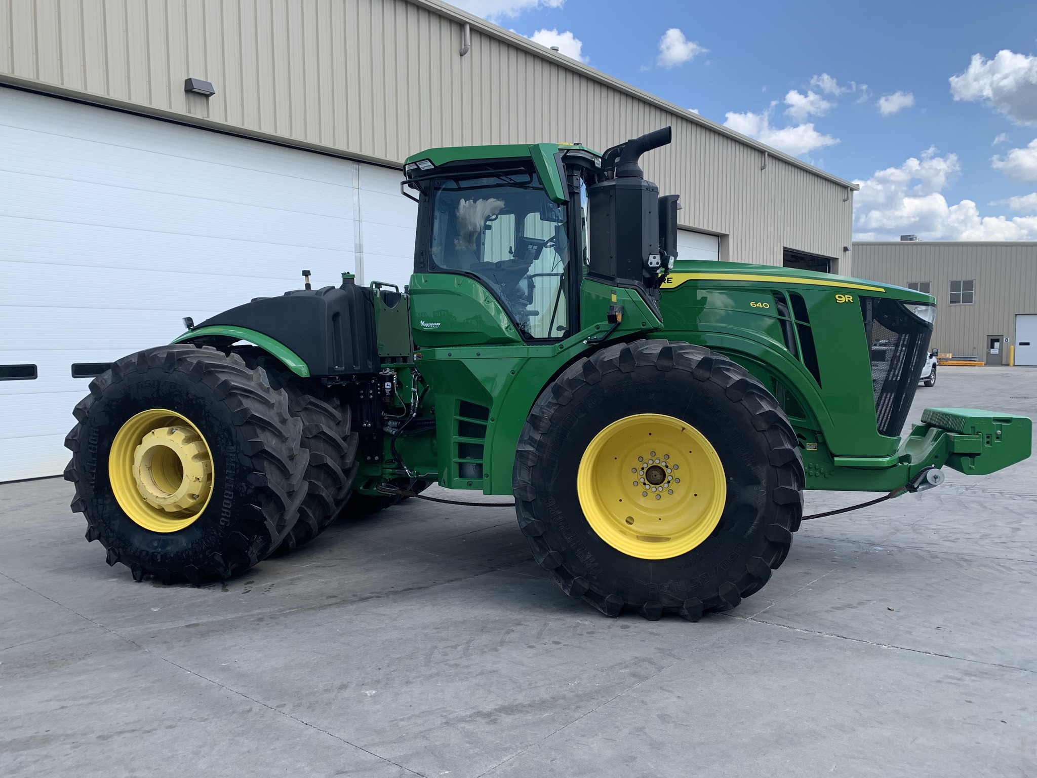 2024 John Deere 9R 640 Image 2