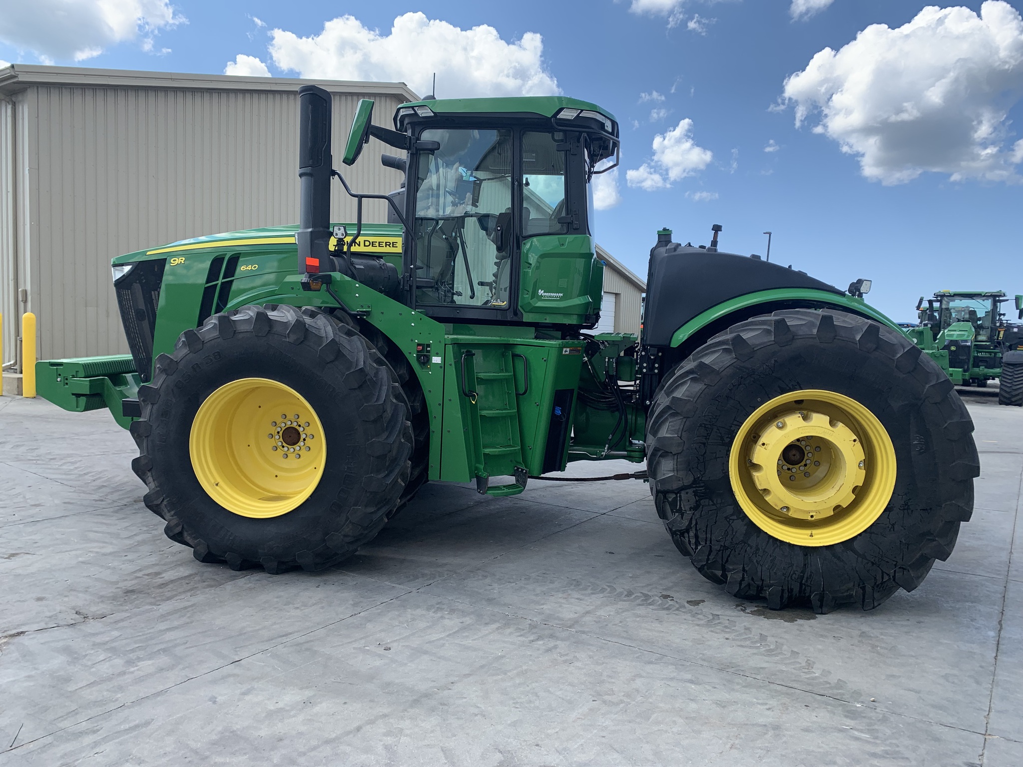 2024 John Deere 9R 640 Image 6