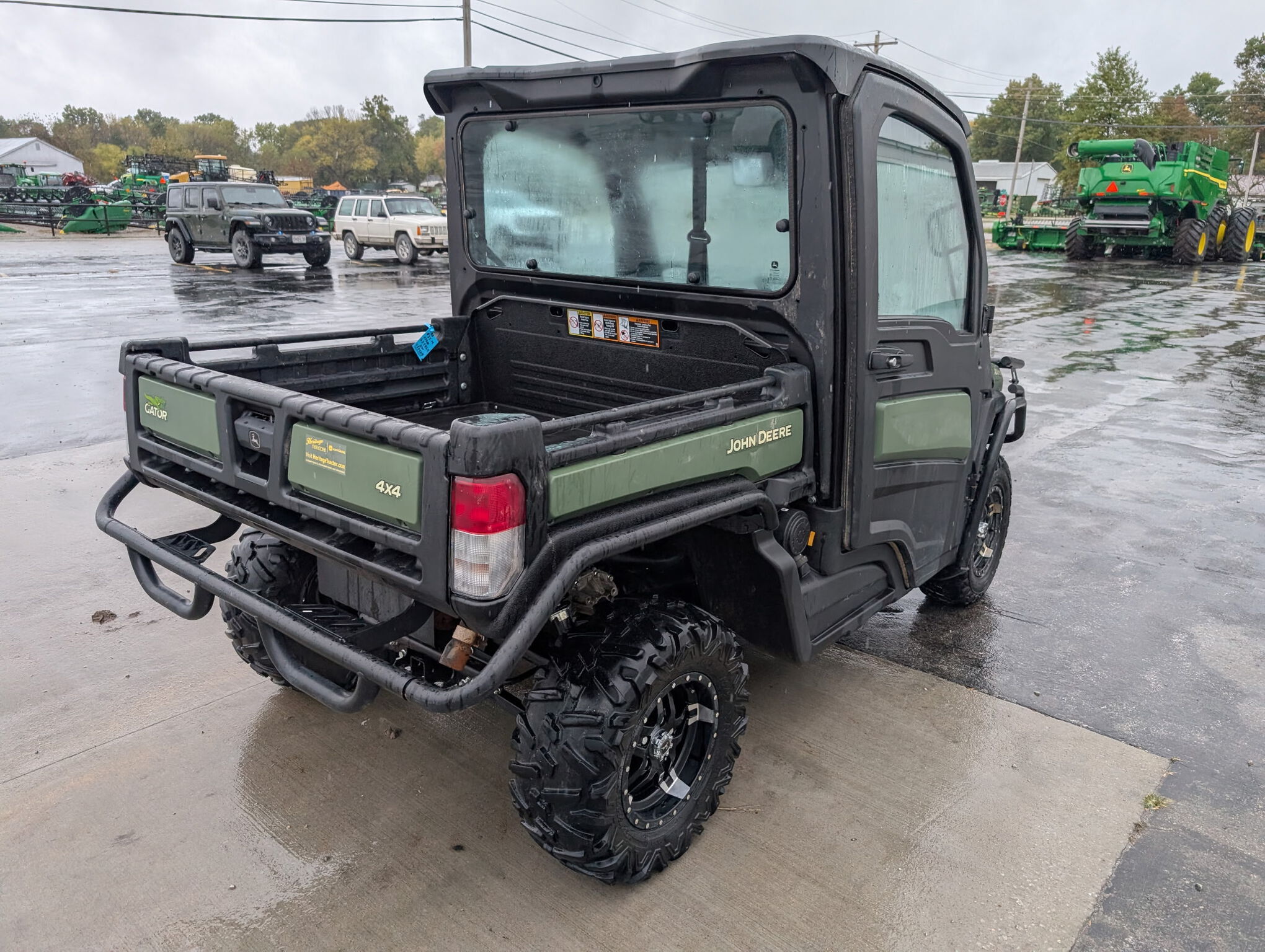  2022 John Deere XUV 835M at Heritage Tractor in Lamar, MO