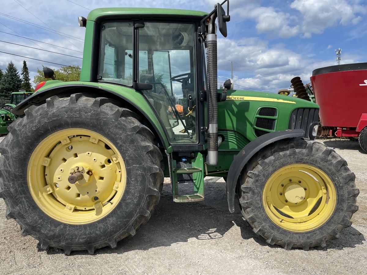 2007 John Deere 6430 Premium Image 2