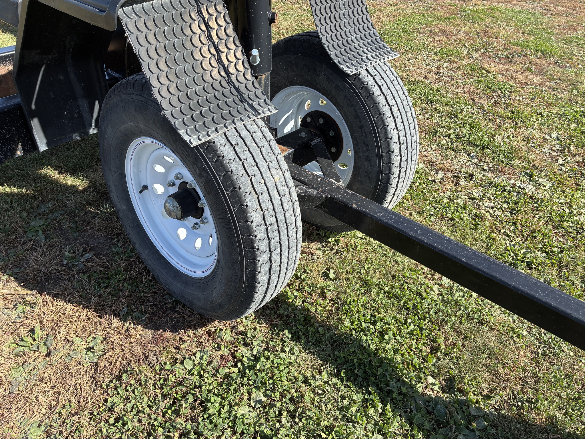 2015 FW MFG 42' Image 19