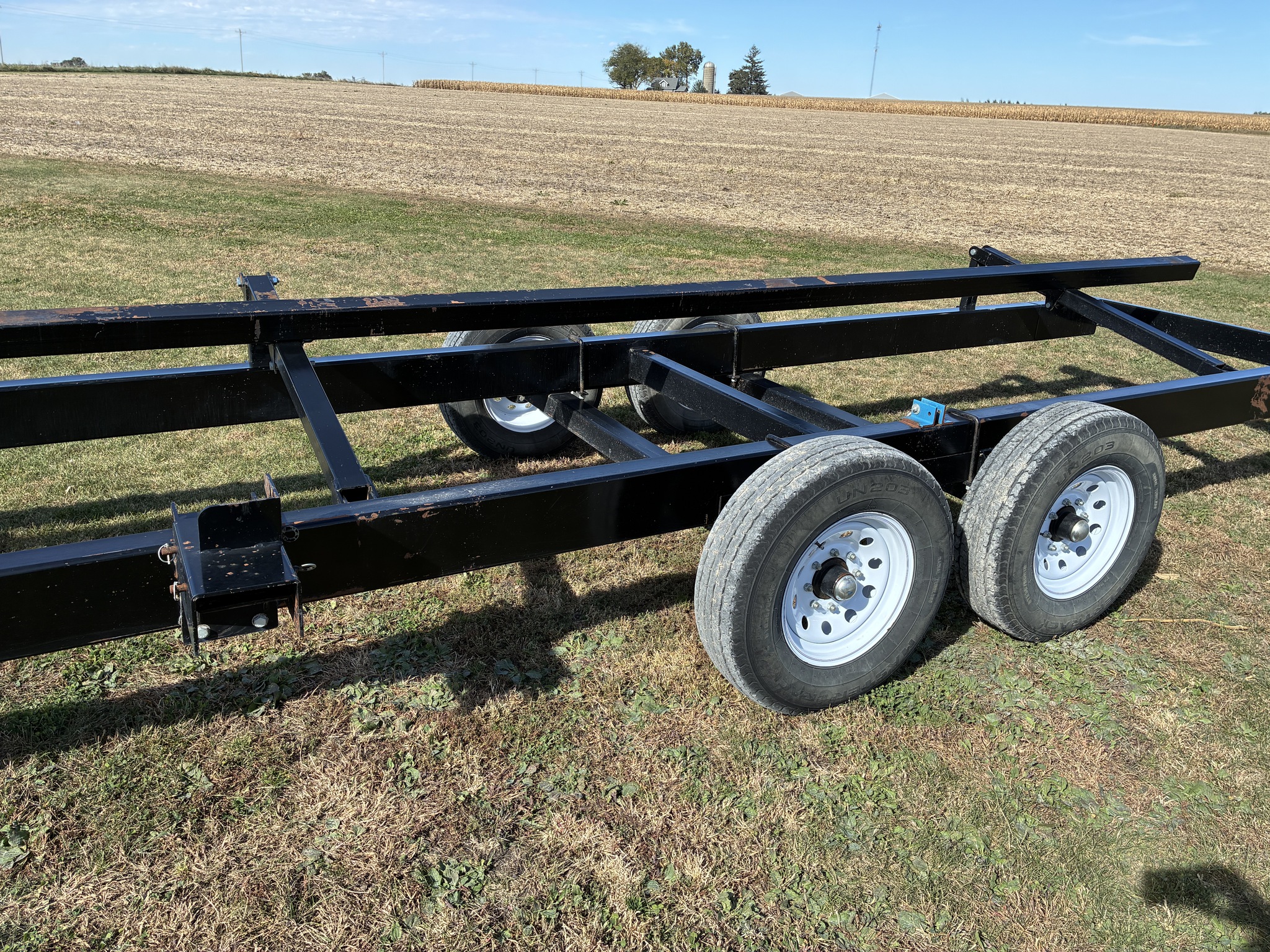 2015 FW MFG 42' Image 14