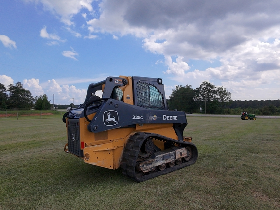 2022 John Deere 325G Photo 2