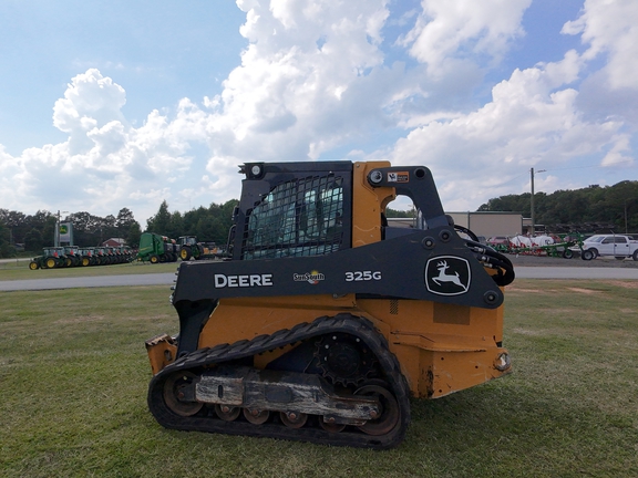 2022 John Deere 325G Photo 6