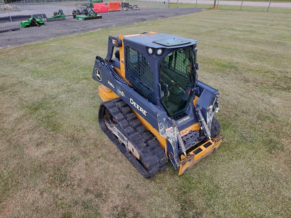 2022 John Deere 325G Photo 10