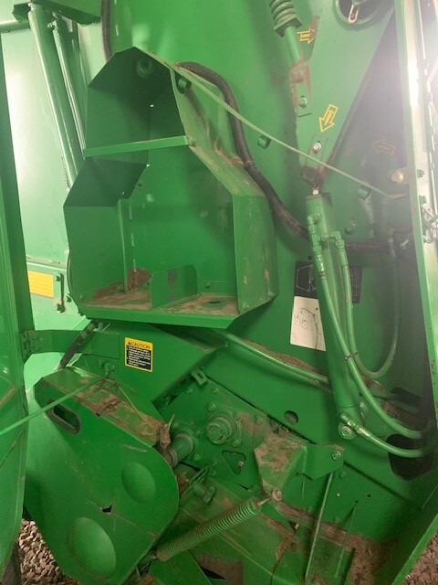 2002 John Deere 567 Image 5