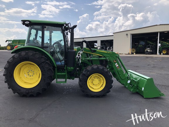 Photo of 2024 John Deere 5105M