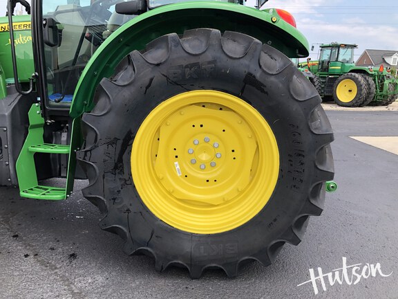 Photo of 2024 John Deere 5105M