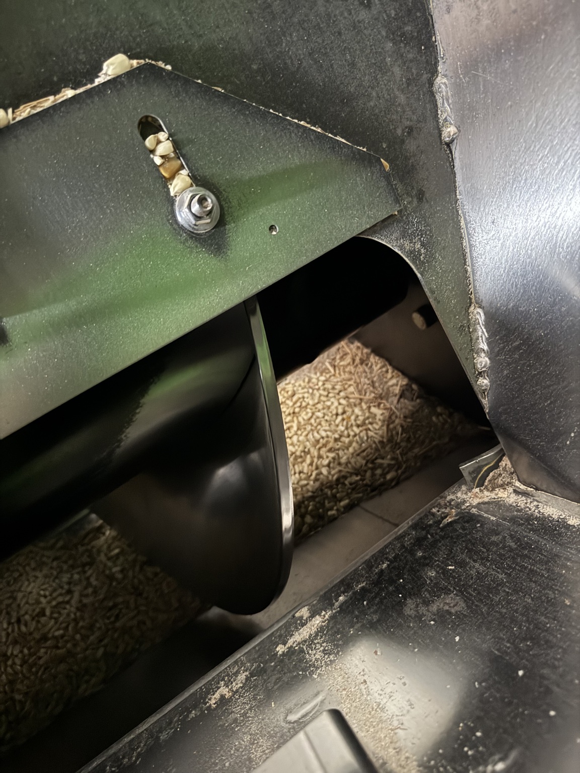 2019 Unverferth 1310 Image 9