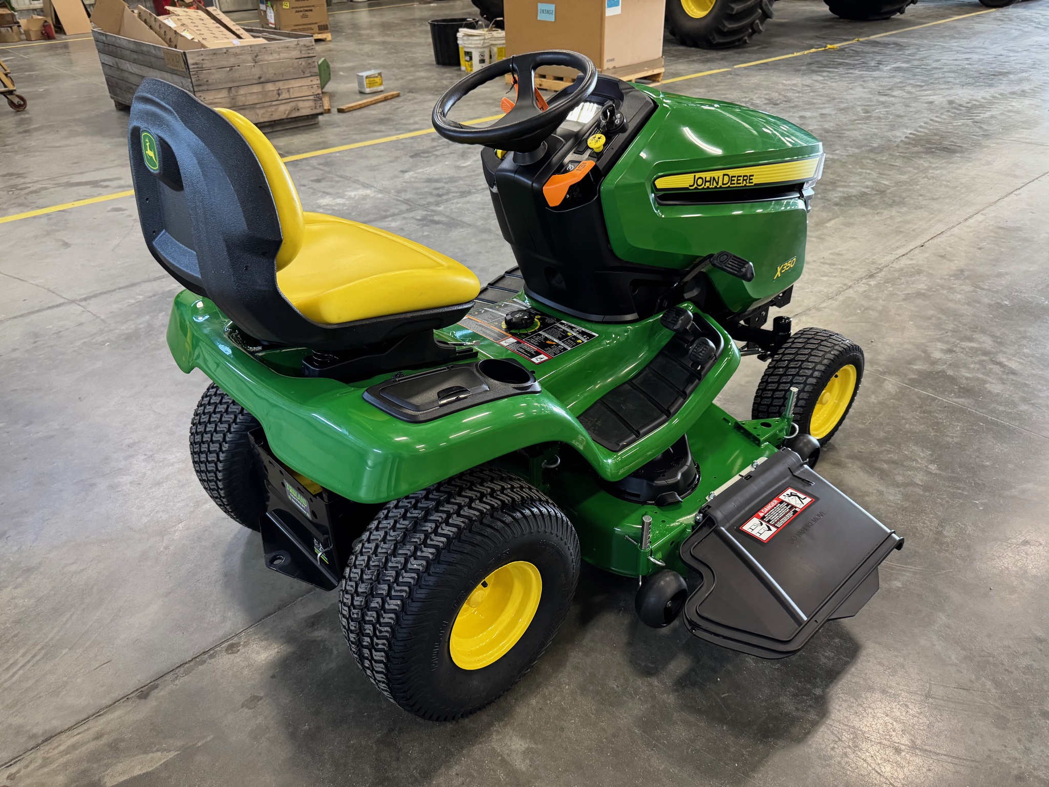 2024 John Deere X350 Image 4