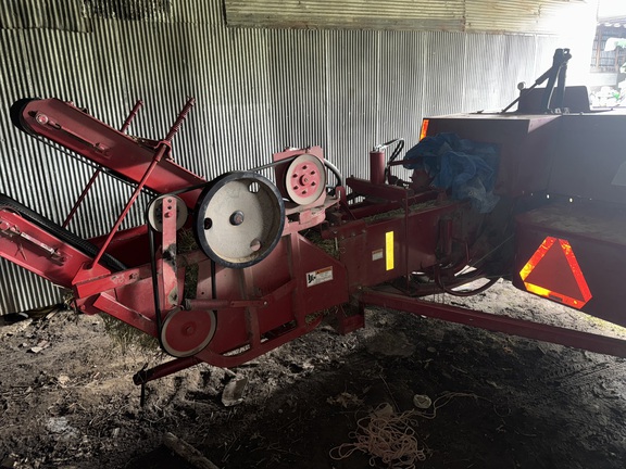 Photo of 2016 New Holland BC5070
