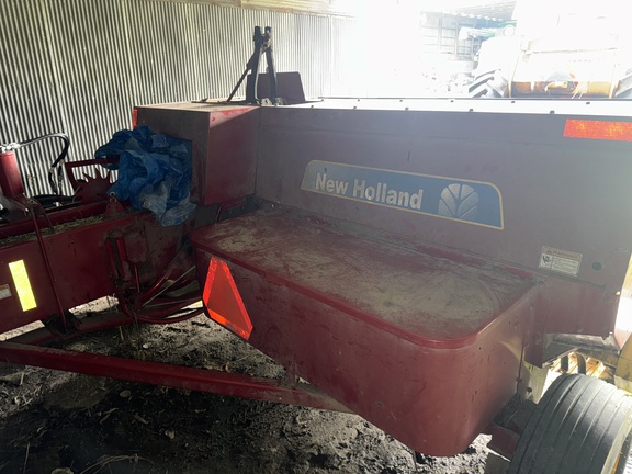 Photo of 2016 New Holland BC5070