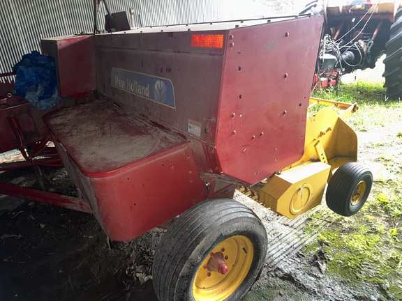 Photo of 2016 New Holland BC5070