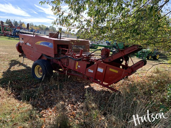 Photo of 2016 New Holland BC5070