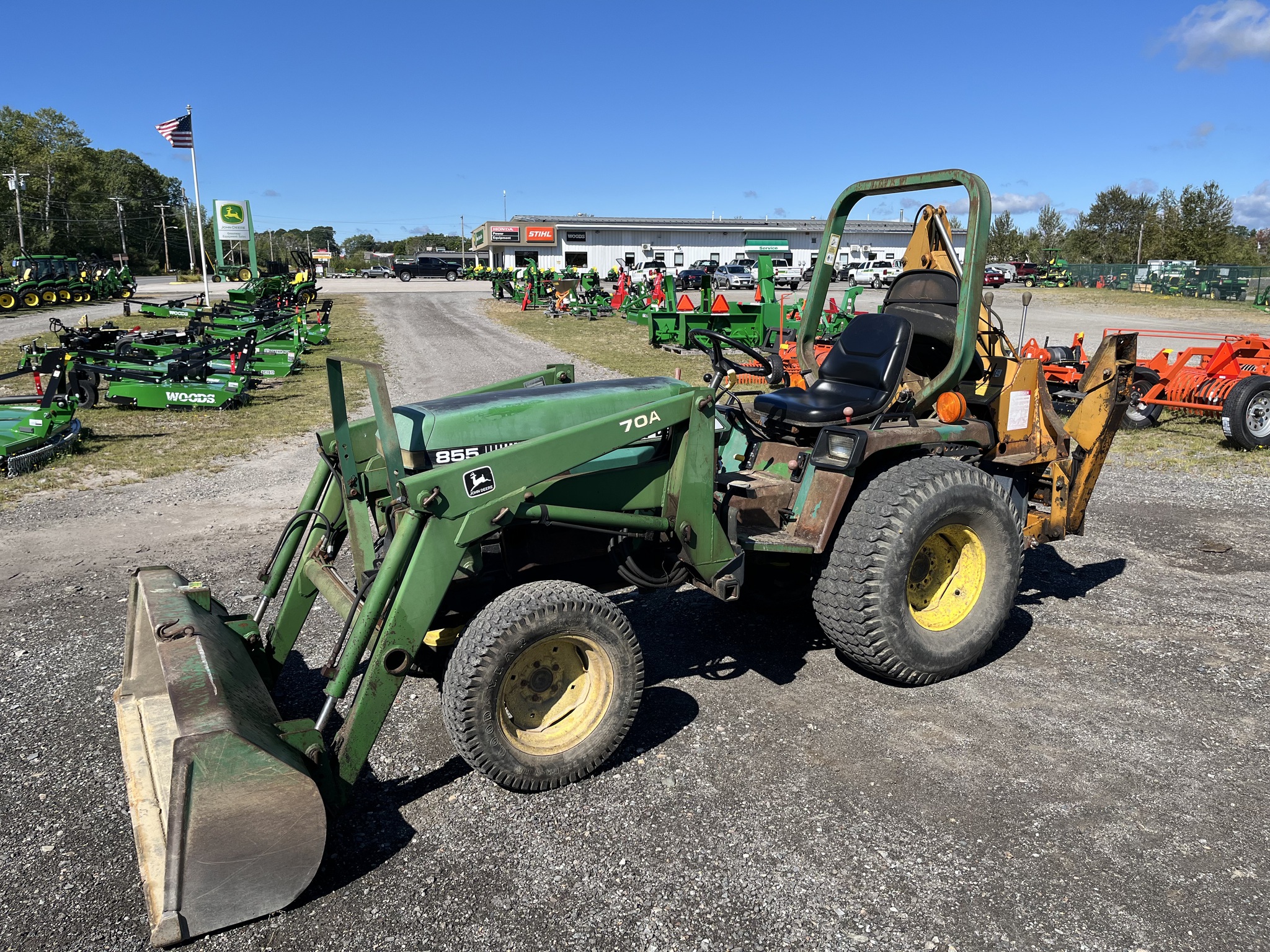 1989 John Deere 855 Image 1