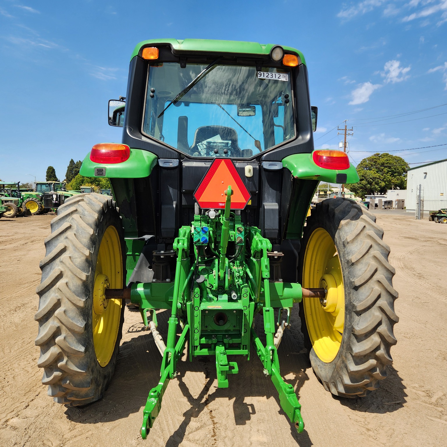 2018 John Deere 6130M Image 4