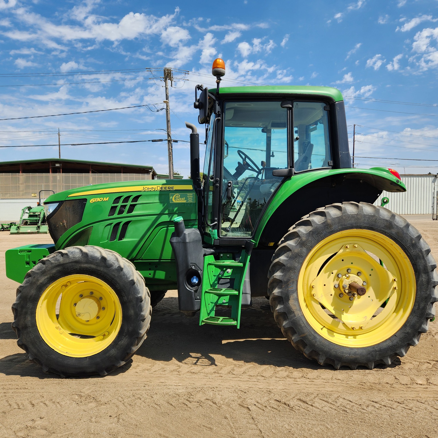 2018 John Deere 6130M Image 2