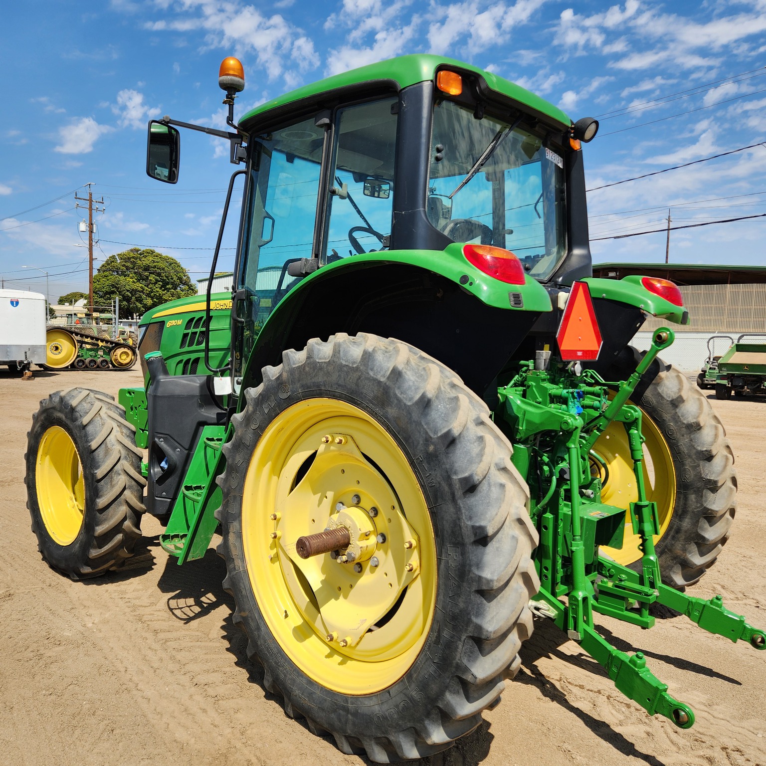 2018 John Deere 6130M Image 3