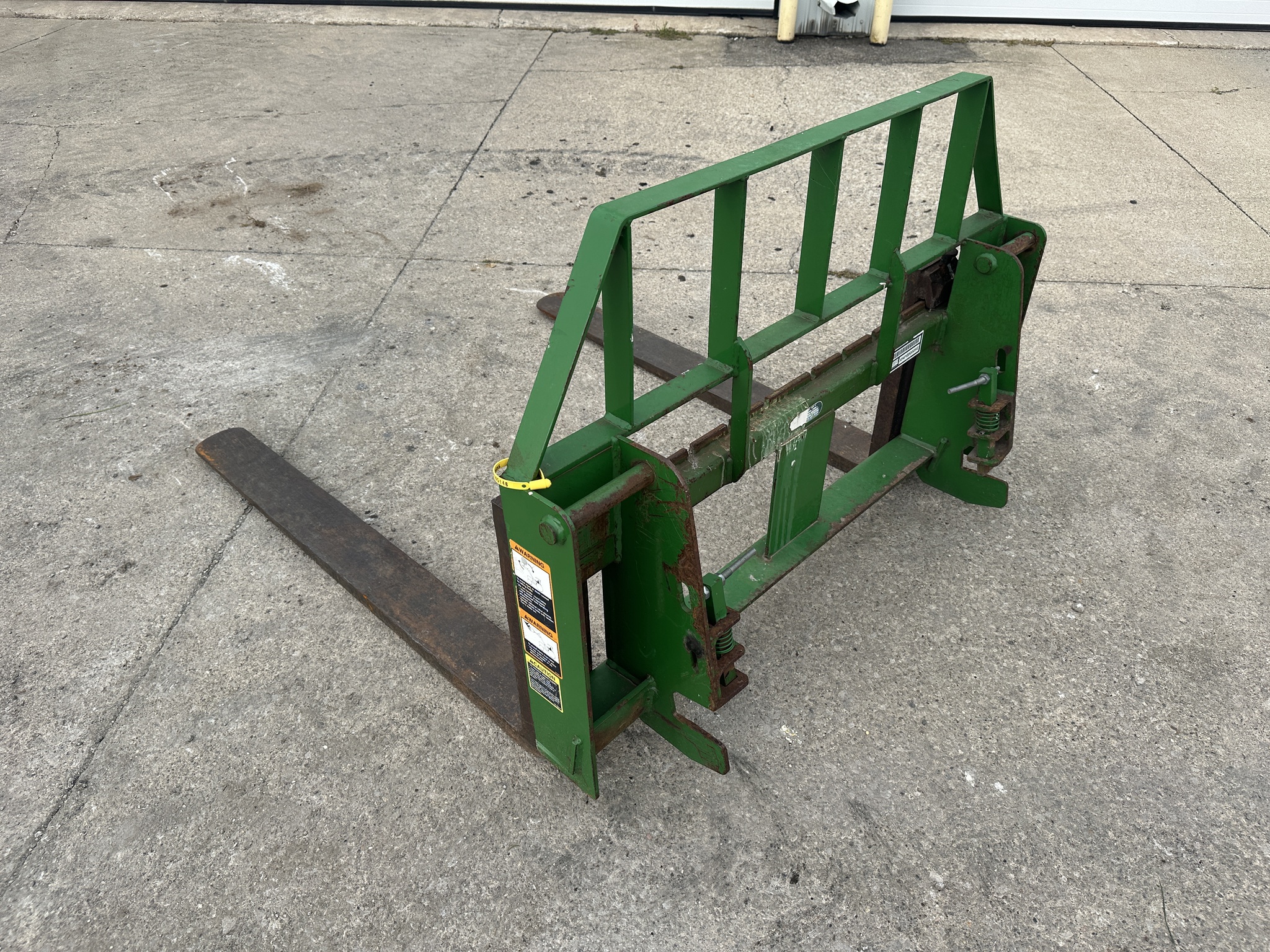 2009 Frontier AP12D Image 5