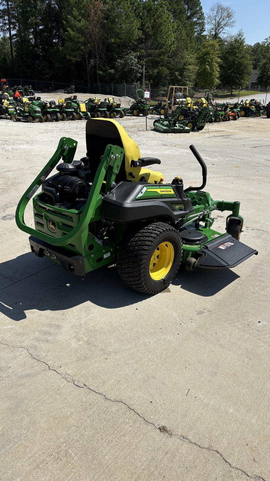 2025 John Deere Z930M Image 5