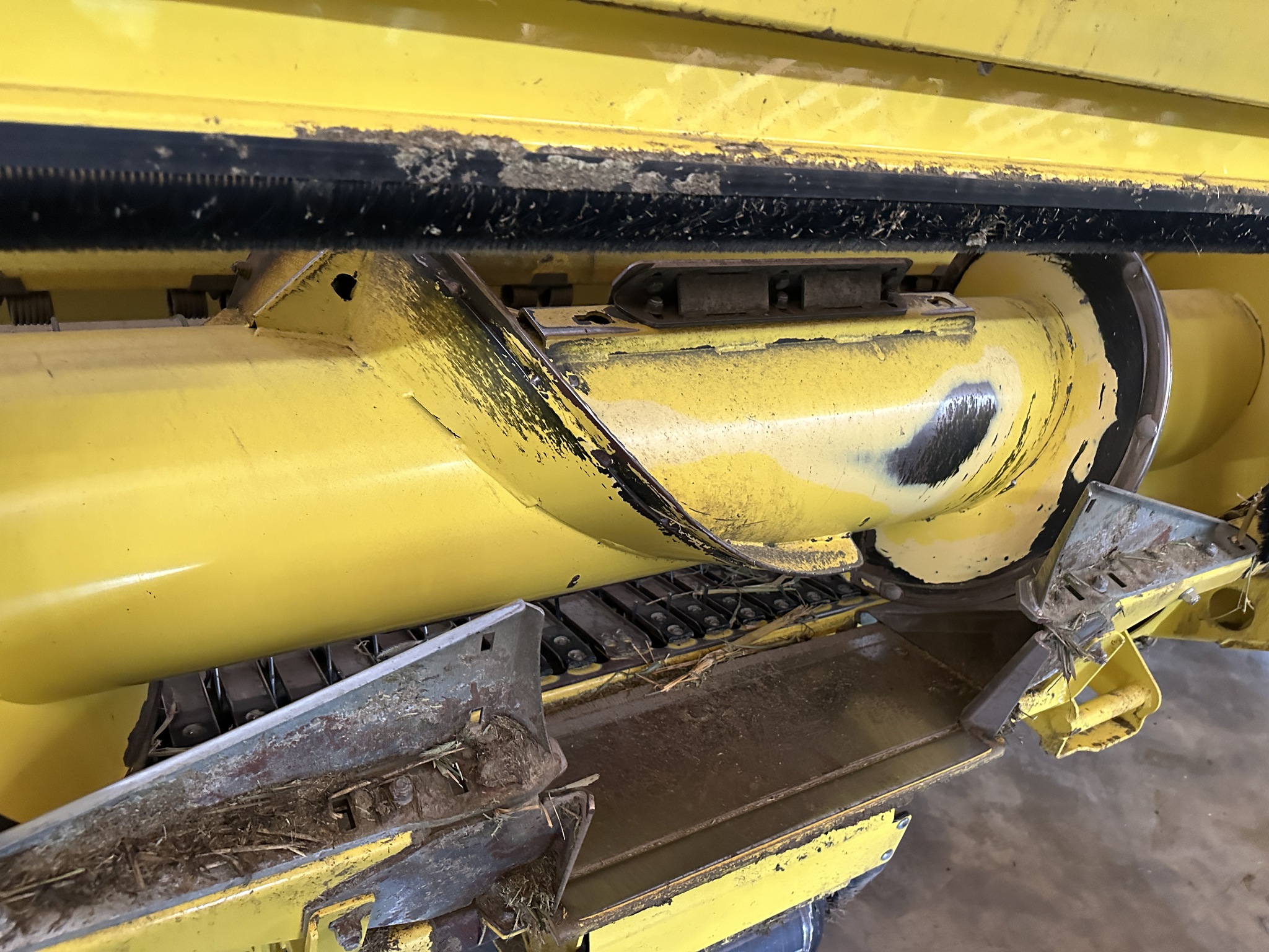 2022 John Deere 649 Image 3