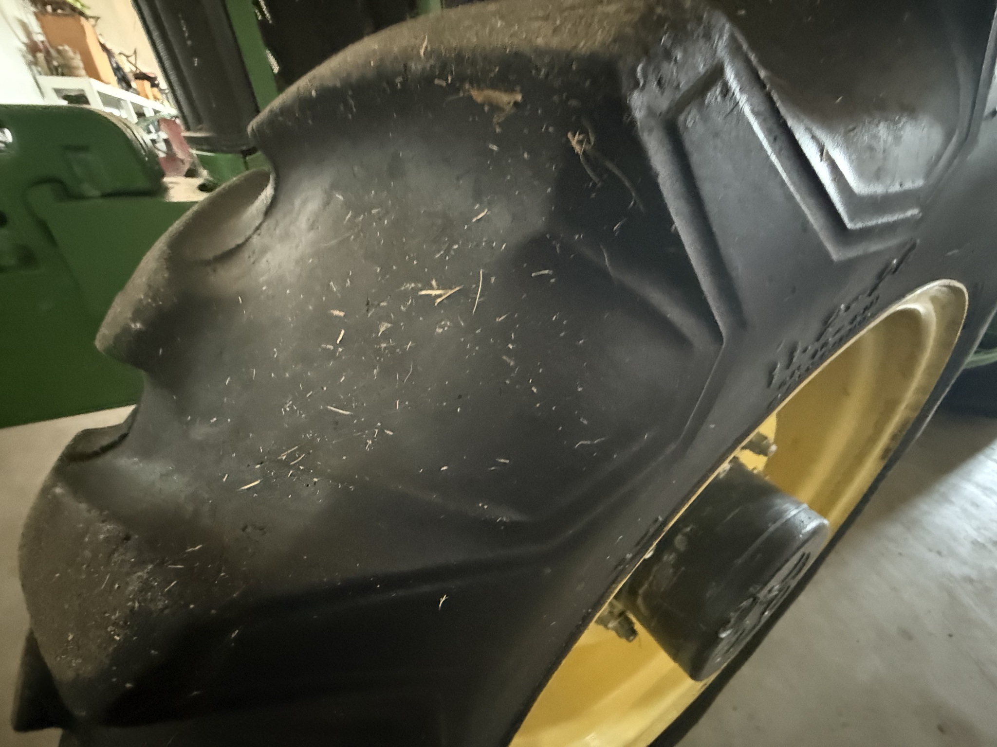 2004 John Deere 5320 Image 5
