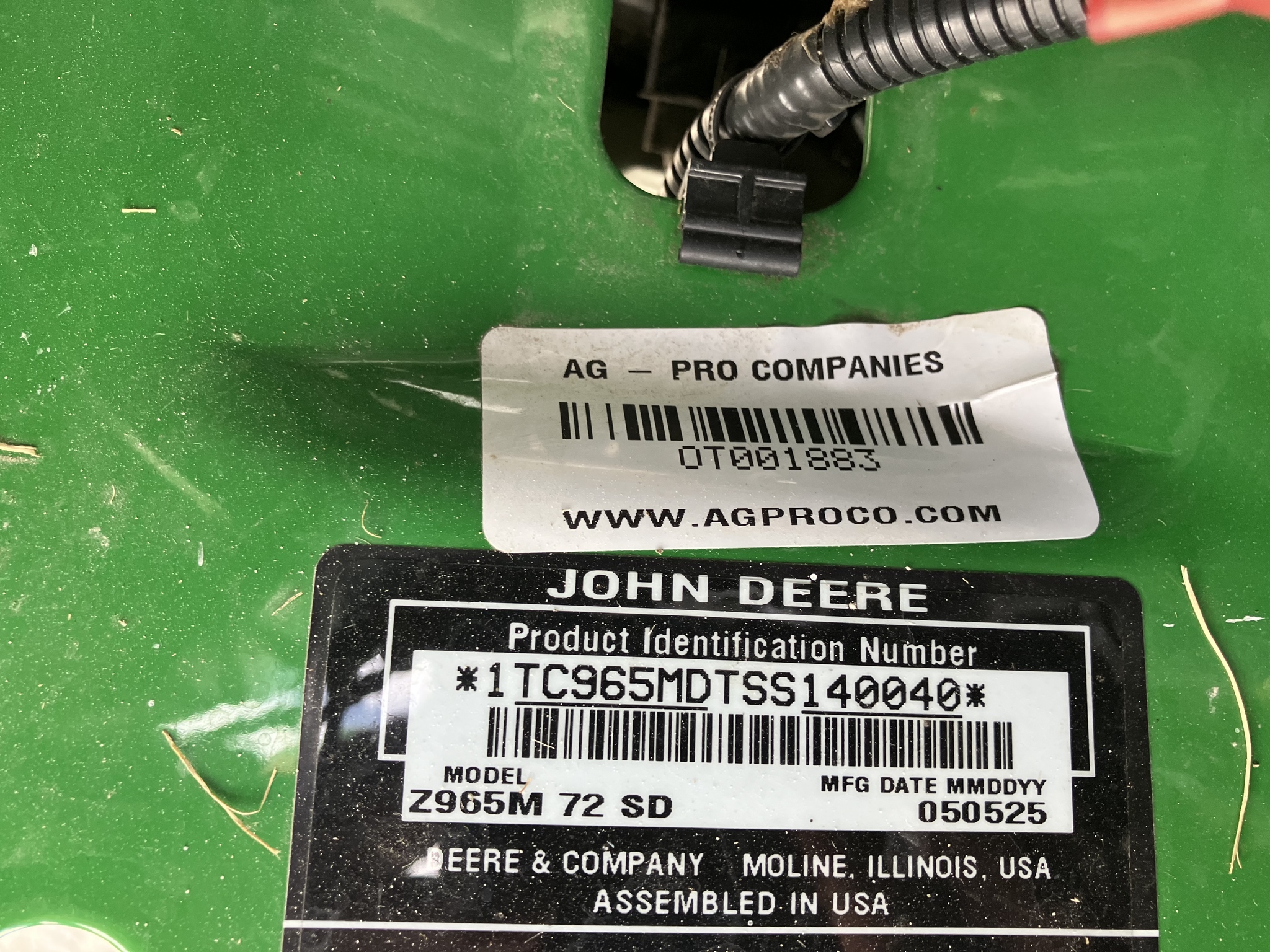 2025 John Deere Z965M Image 10