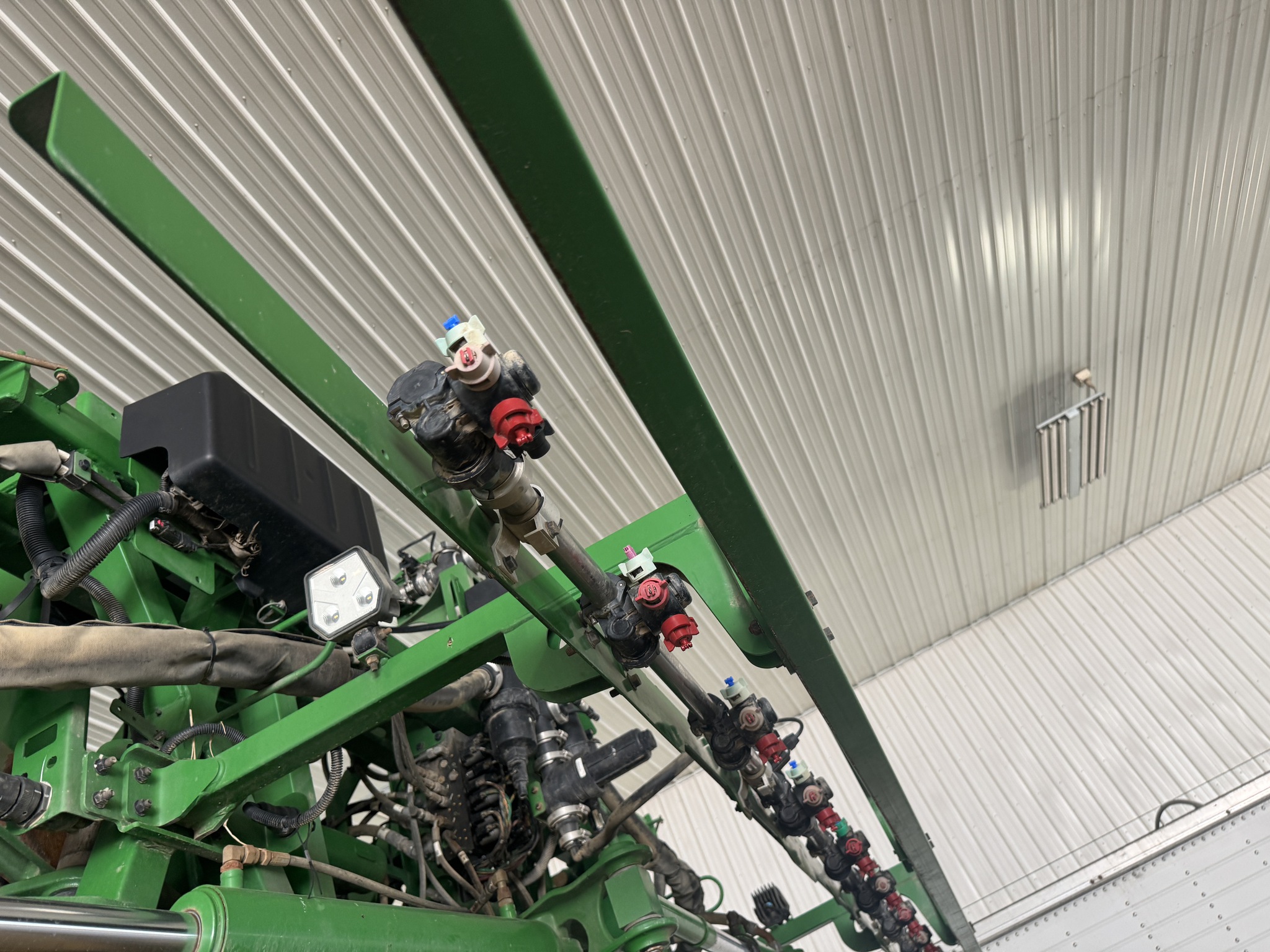 2024 John Deere 410R Image 3