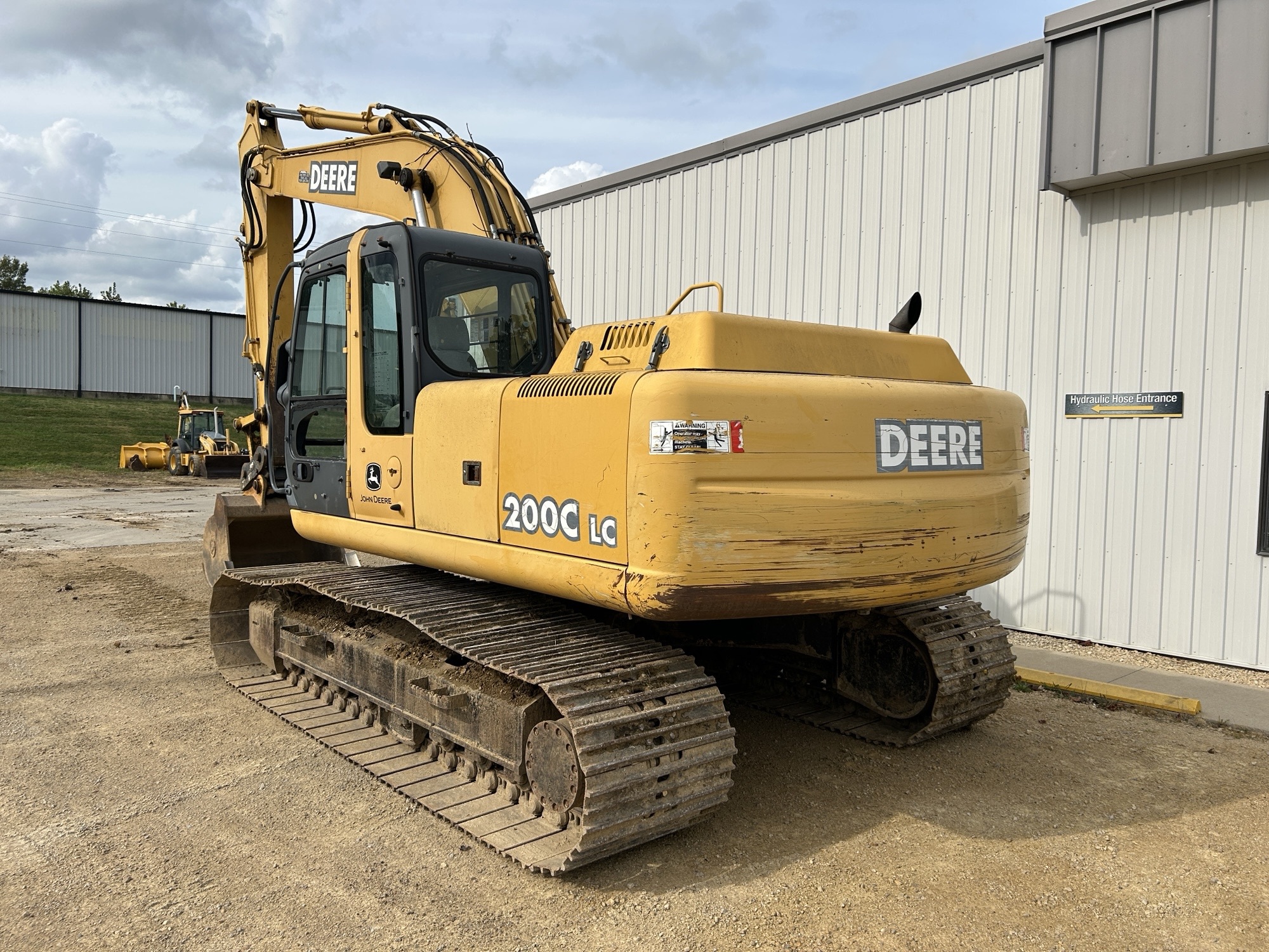 2006 John Deere 200C LC Image 6