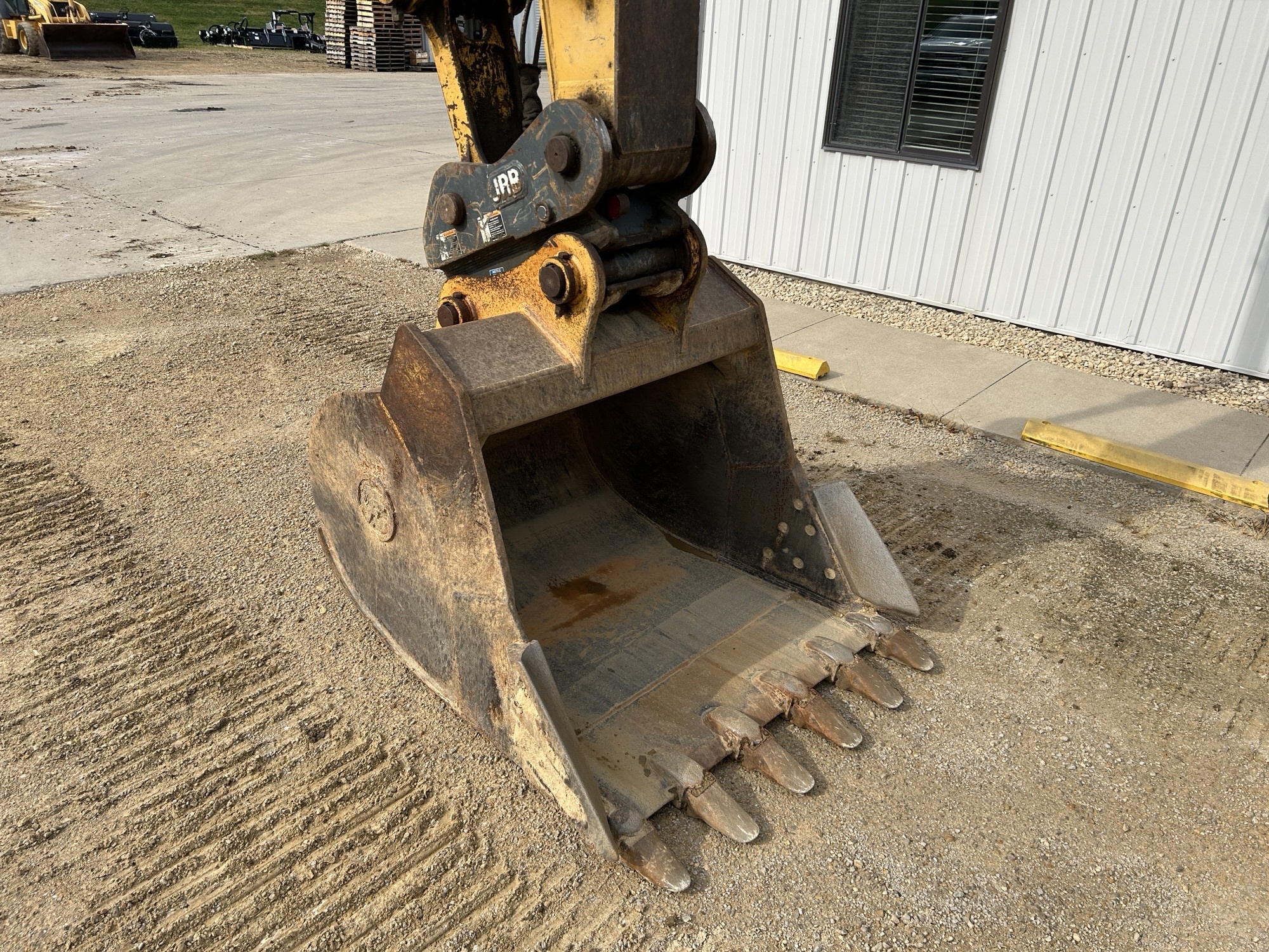2006 John Deere 200C LC Image 7