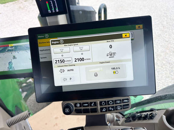 2025 John-Deere 8R 370