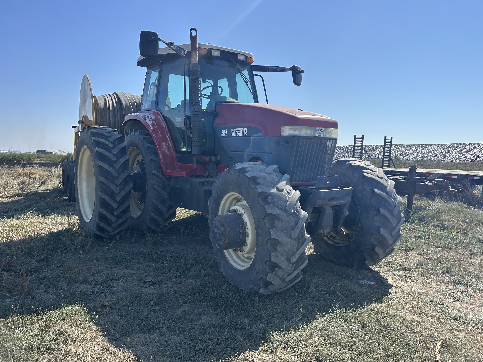 2005 Versatile 2180 Image 1